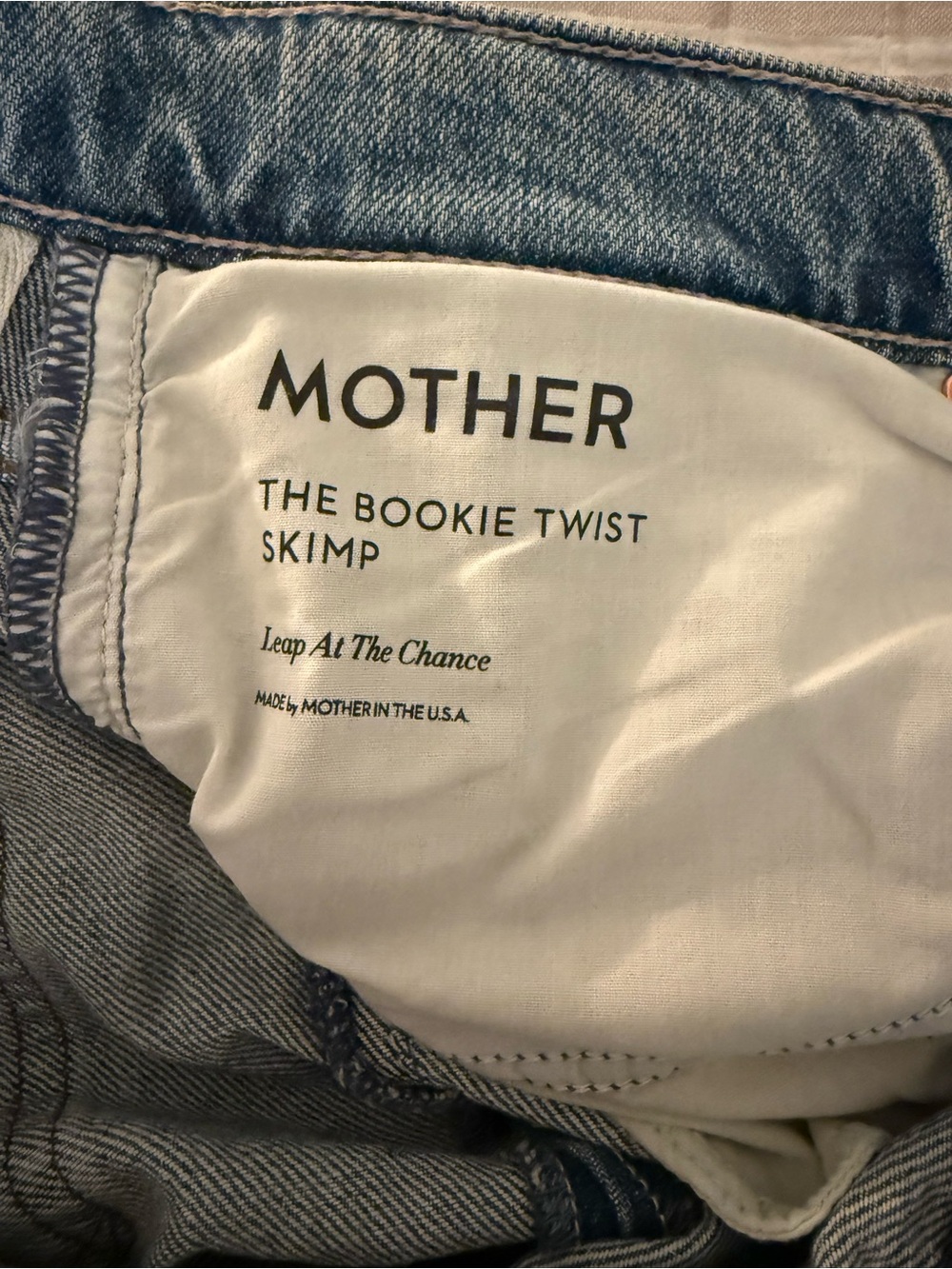 Mother Bookie Twist Sneak Jeans - Picture 4 of 4